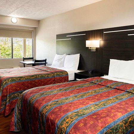 Paragon Inn Hillsboro ภายนอก รูปภาพ